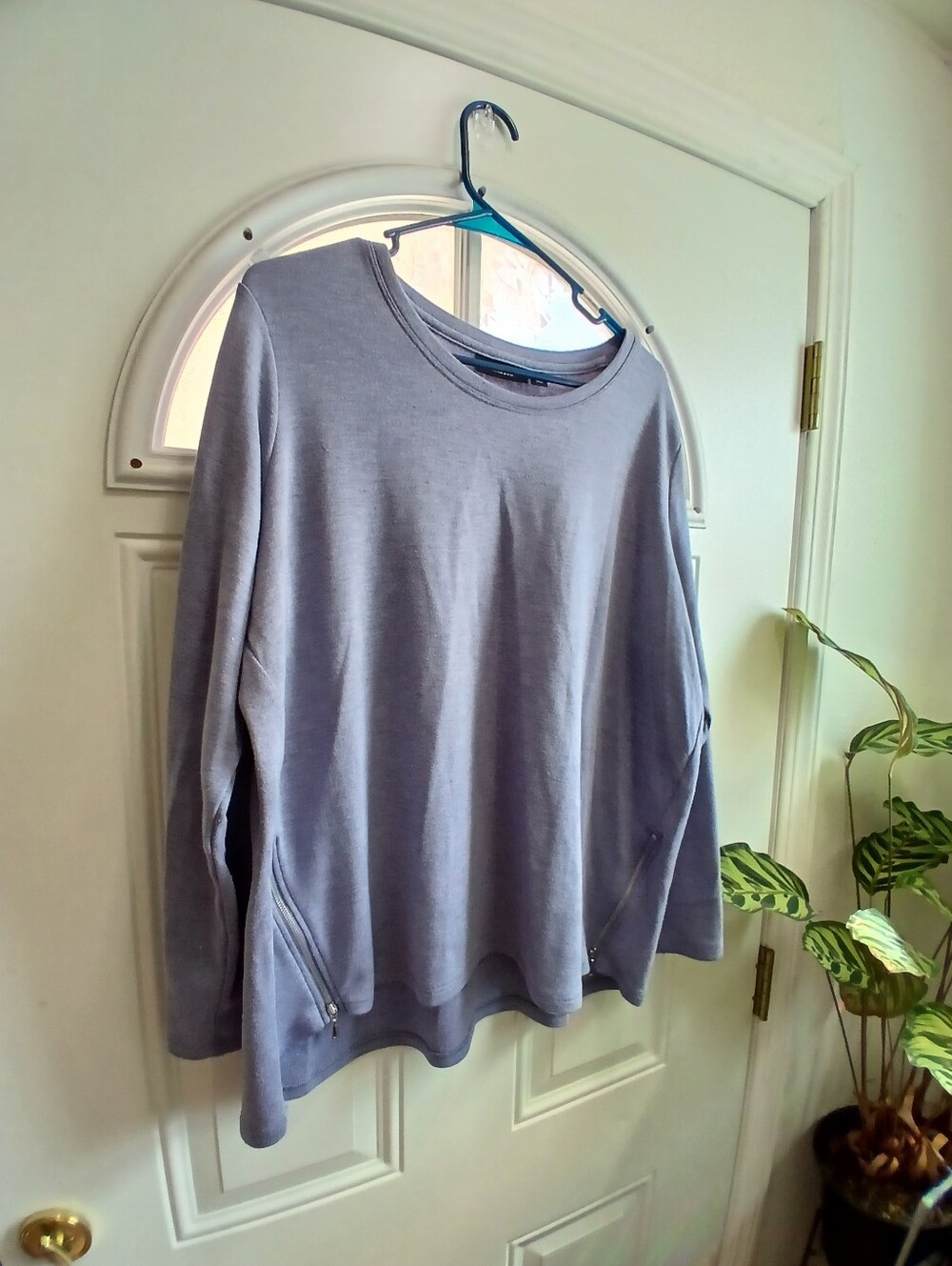 Zip Detail Top